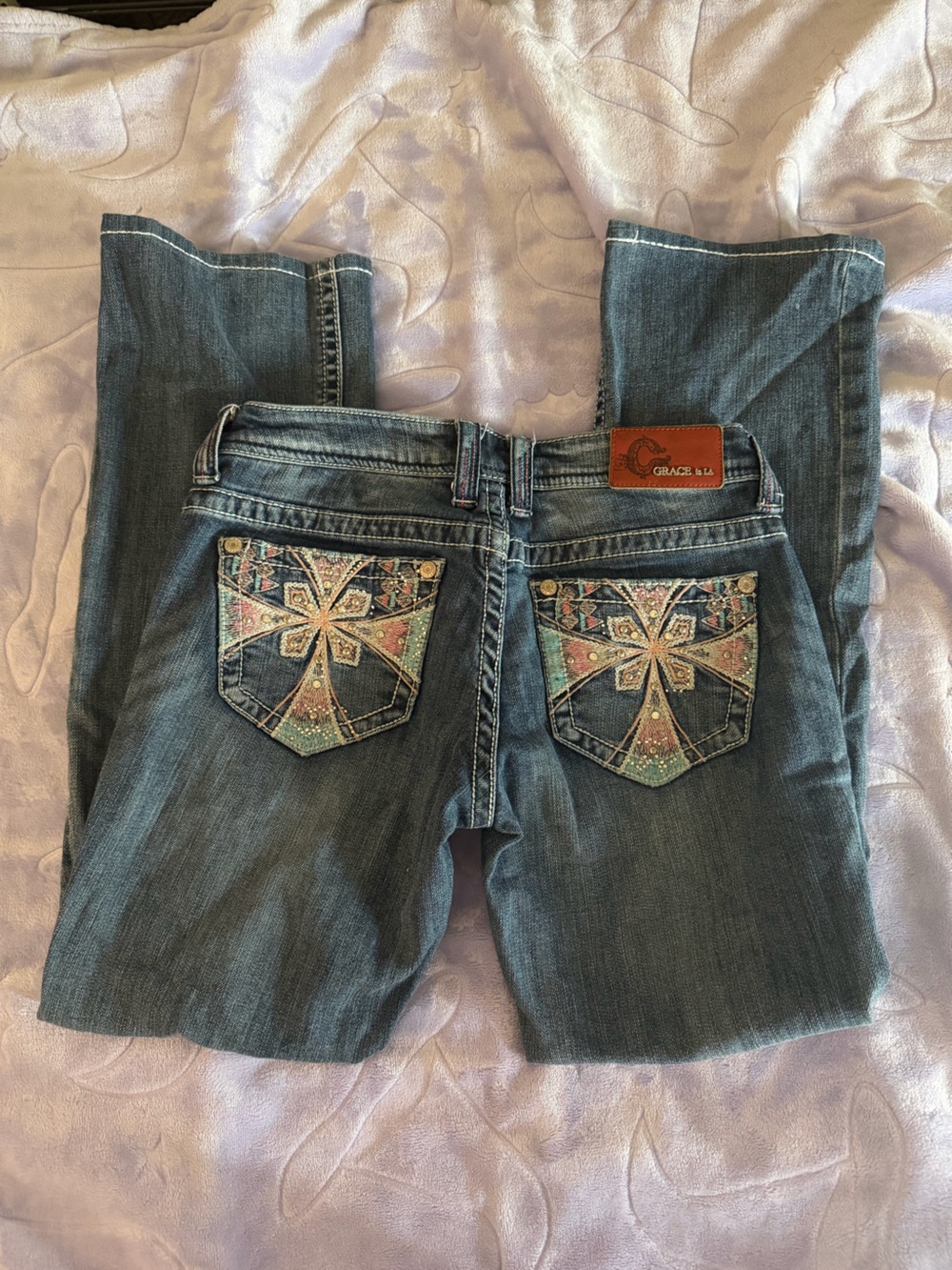 Grace in LA Bootcut Jeans in Faded Blue with Embroidered Pockets